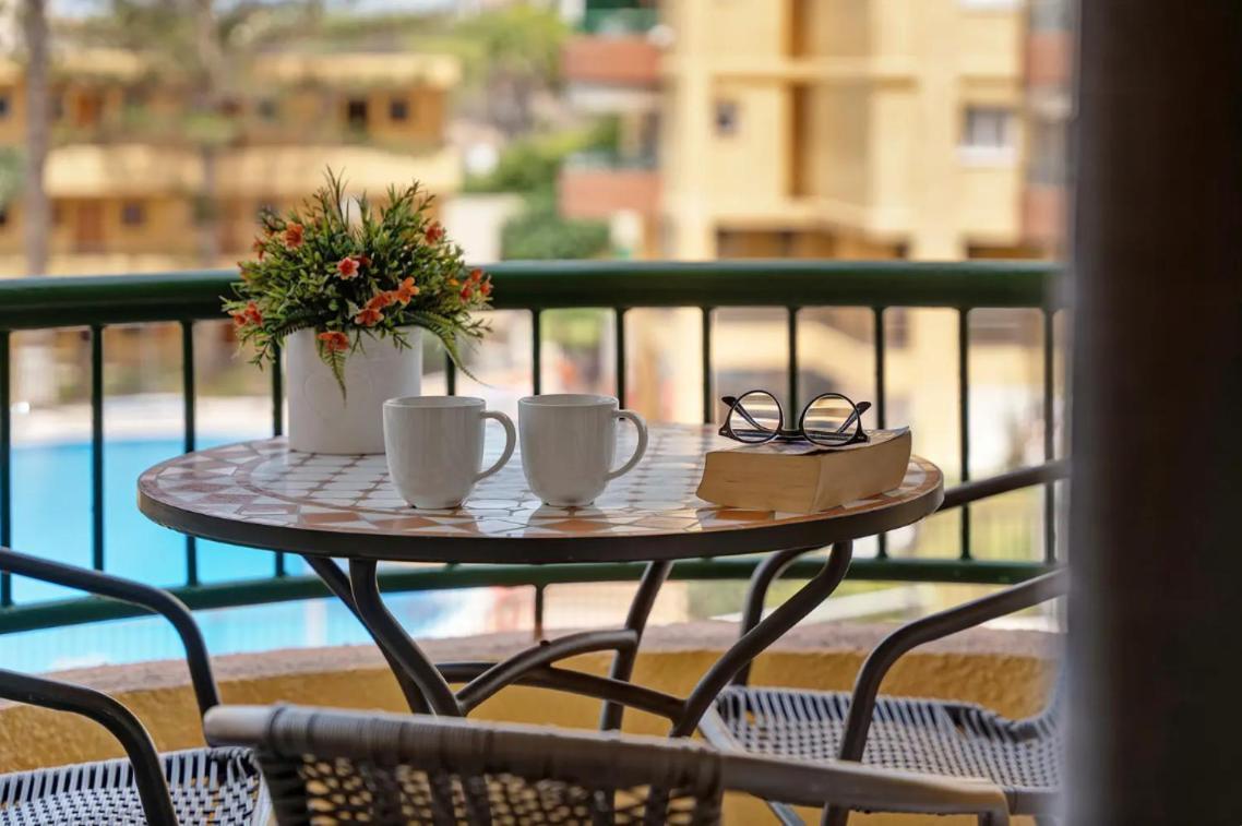 Apartamento De Lujo En Torre Del Sol, Playa De Las Americas أرونا المظهر الخارجي الصورة
